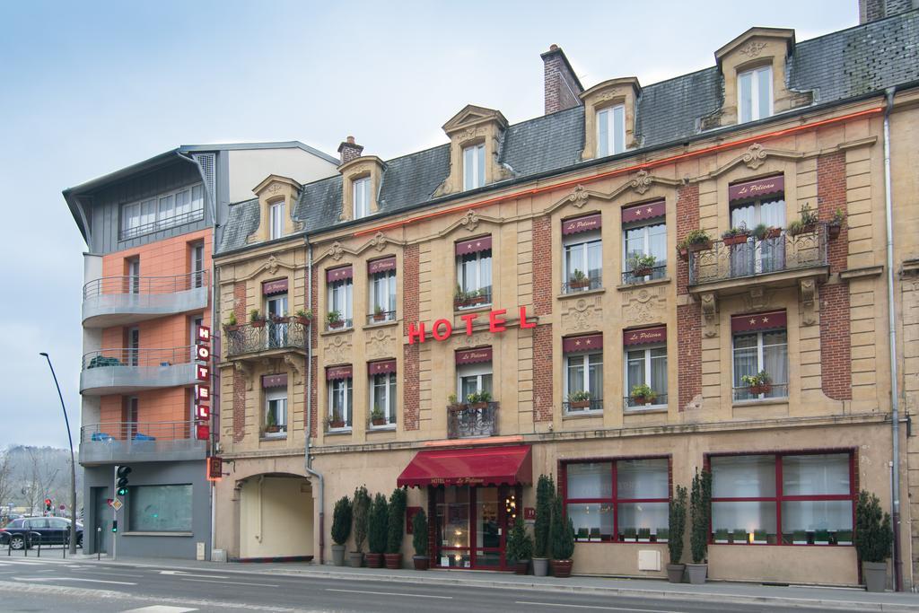 Hotel Le Pelican ชาร์เลอวิลล์-เมซิแยร์ ภายนอก รูปภาพ